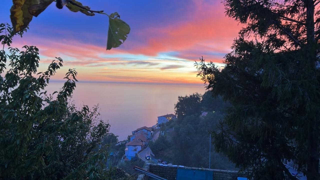 فيلا Panoramic Viewpoint أَجيرولا المظهر الخارجي الصورة