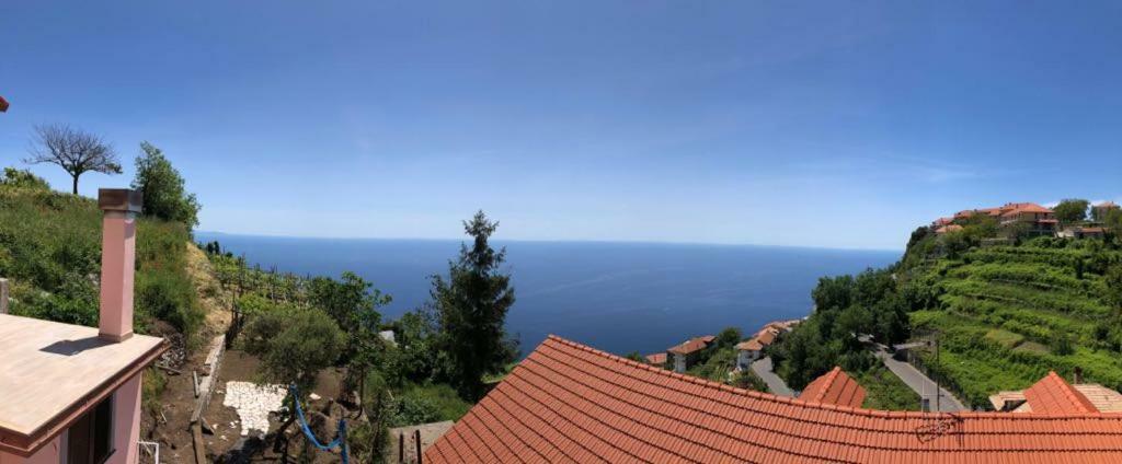 فيلا Panoramic Viewpoint أَجيرولا المظهر الخارجي الصورة